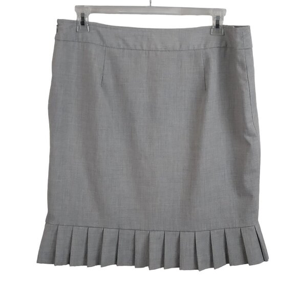 Worthington | Gray Stretch Pencil Skirt with Pleated Bottom | Size 16 - Picture 5 of 9